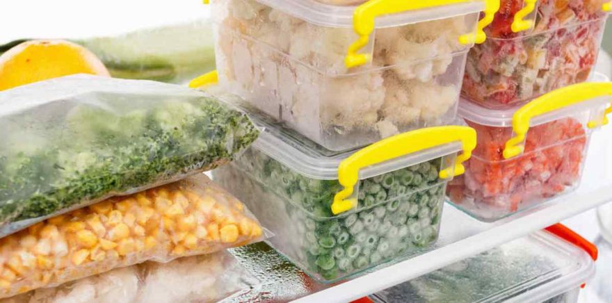 Cómo congelar frutas y verduras (bien) y cuáles no se pueden congelar